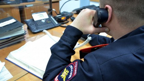 В Большеболдинском районе полицейские задержали подозреваемых в краже банковской карты и телефона
